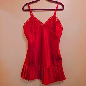 Lady Cameo Dallas Red Slip M